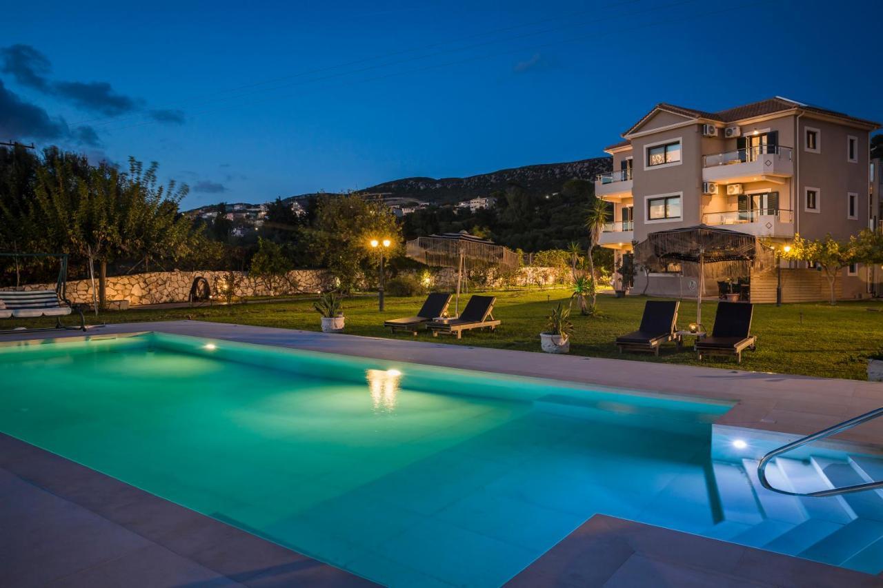 Queen Bee Residence Μηνιά Εξωτερικό φωτογραφία