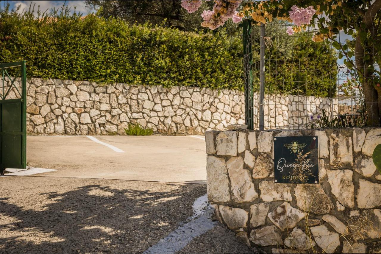 Queen Bee Residence Μηνιά Εξωτερικό φωτογραφία