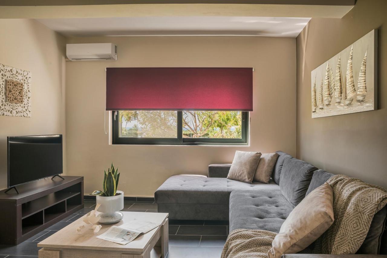 Queen Bee Residence Μηνιά Εξωτερικό φωτογραφία