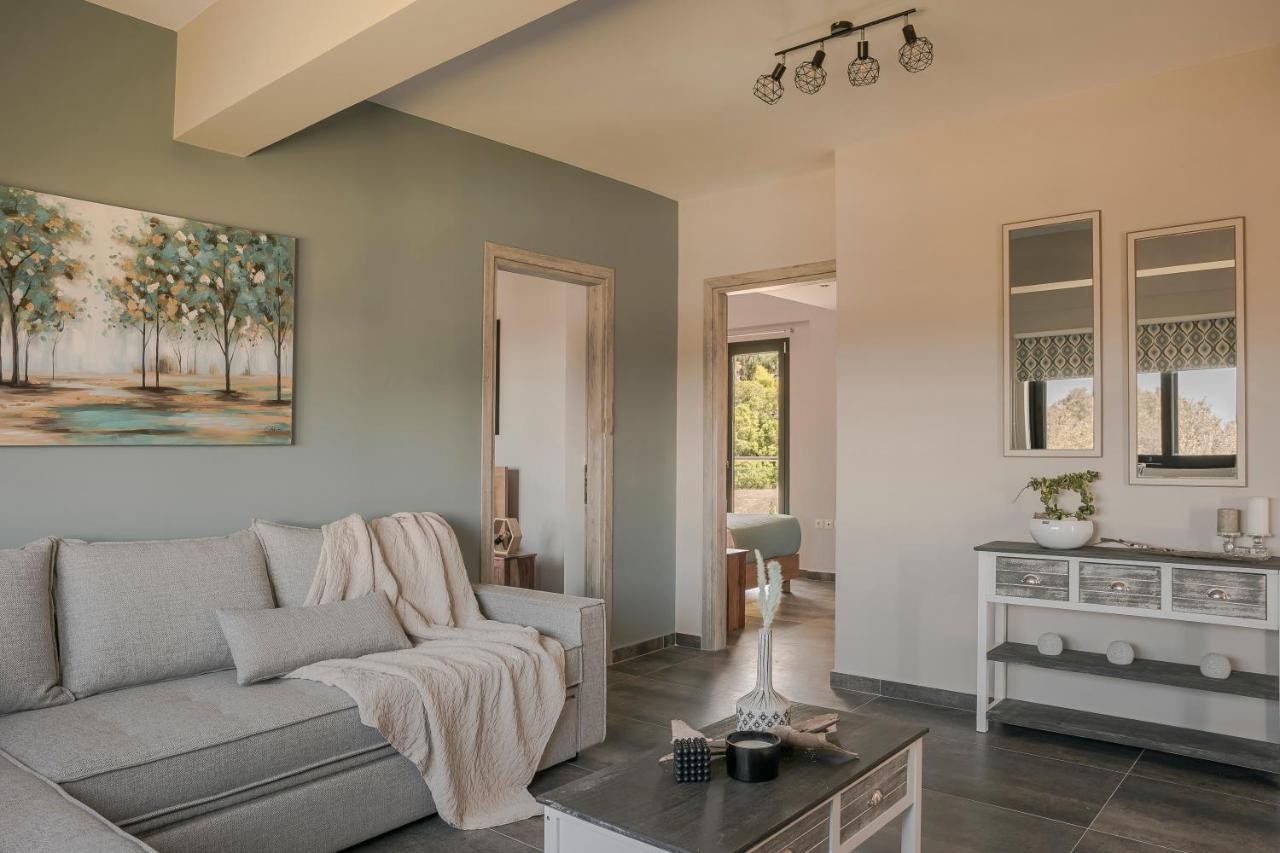 Queen Bee Residence Μηνιά Εξωτερικό φωτογραφία